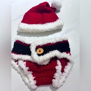 0-6 months Santa Christmas Outfit Set hat and diaper cover